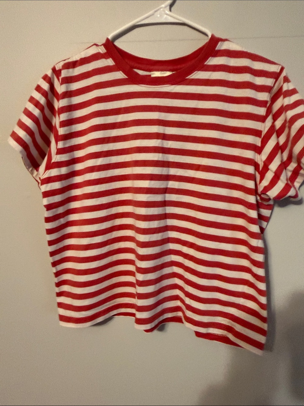 L.L. Bean Red and White Striped Short Sleeve Tee. 💯 cotton. Med. - Picture 3 of 8